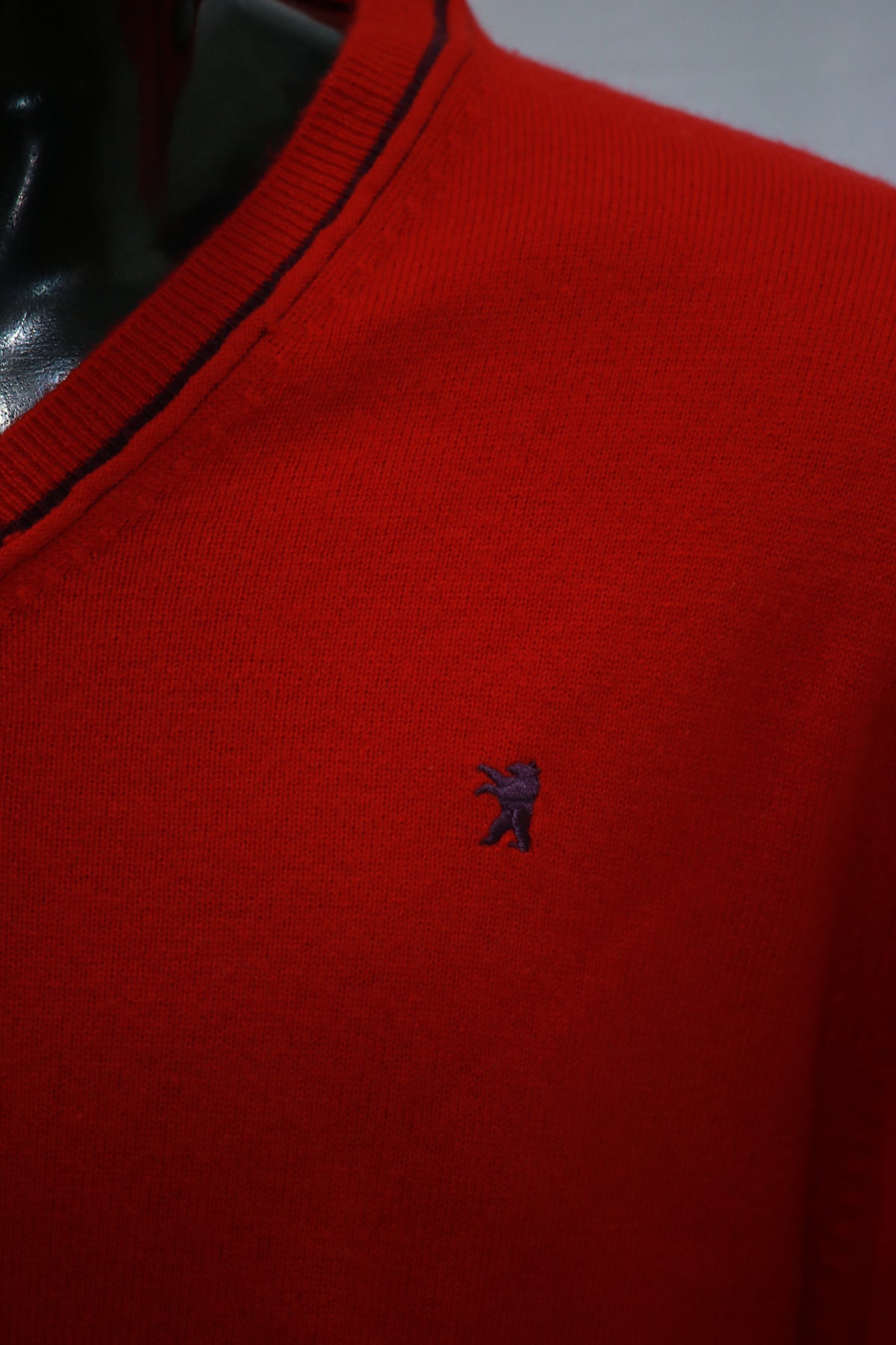 Maglia collo a V misto cachemire