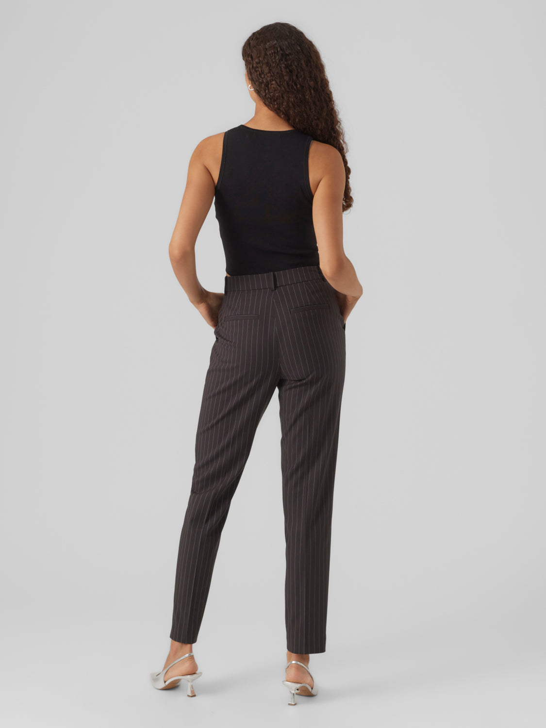 Vero moda pantalone btqgessato vmlyla hr tapered