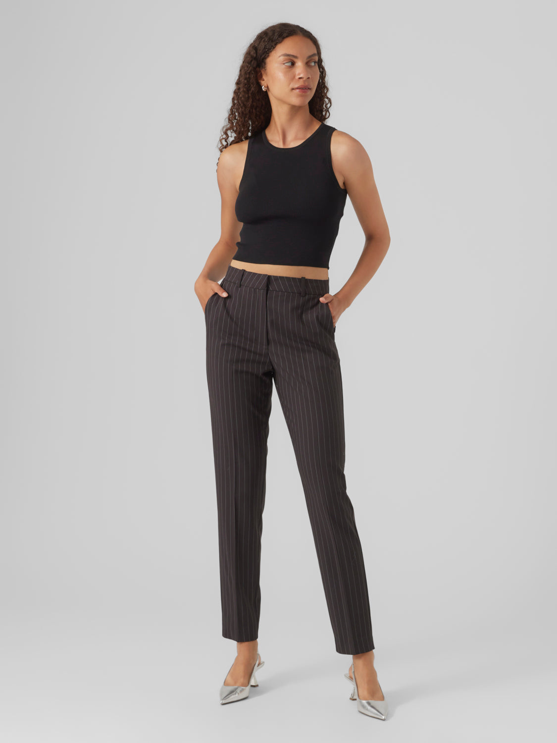 Vero moda pantalone btqgessato vmlyla hr tapered
