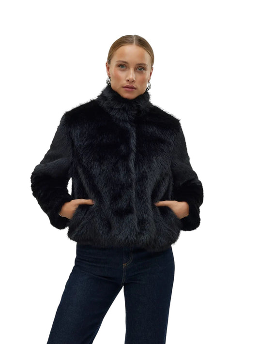 Vero moda pellicciotto vmmonroe short jacket
noos