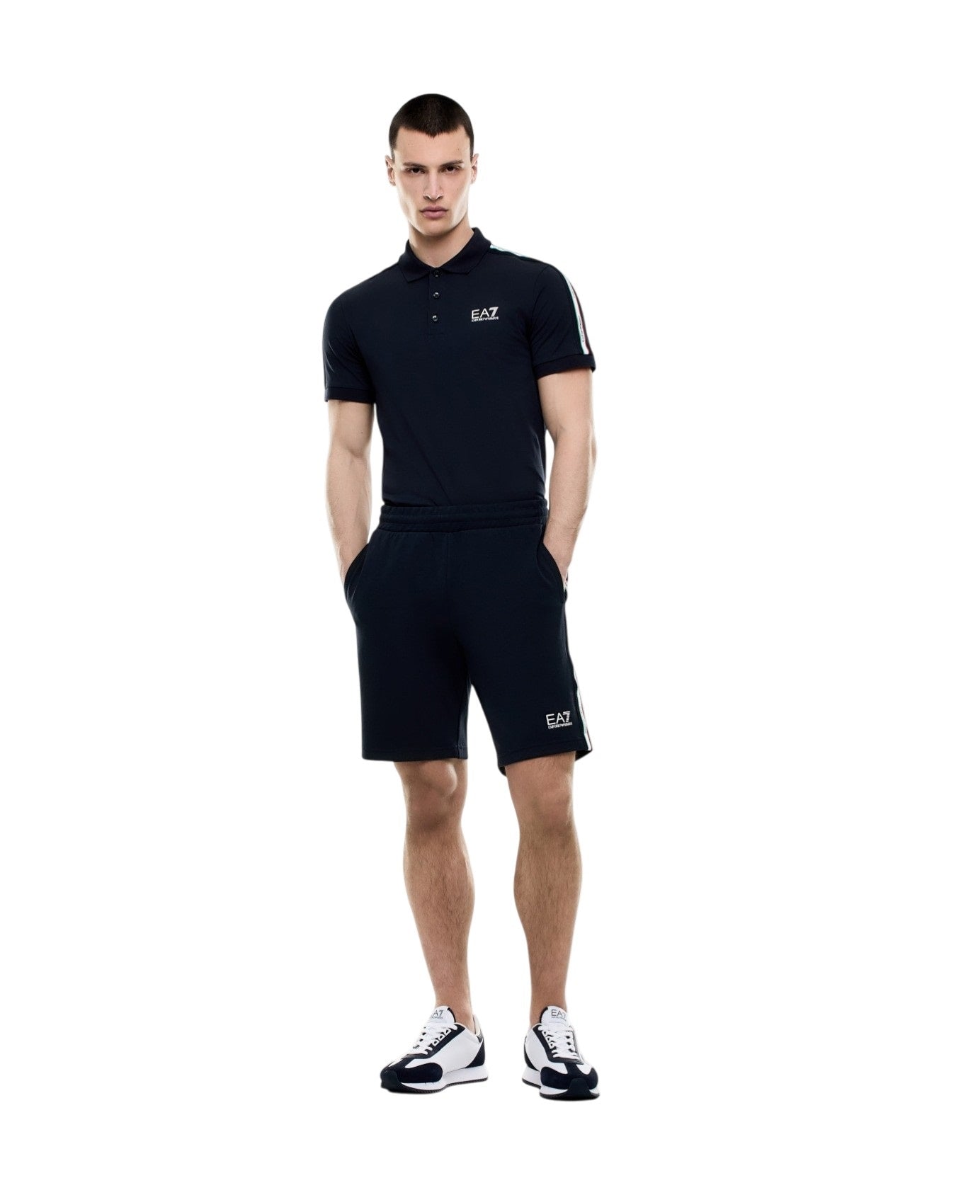 EA7 Bermuda con elastico in vita coulisse realizzati in misto cotone